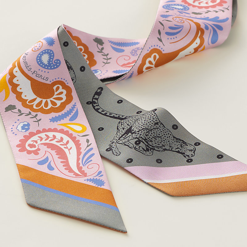 Guepards Bandana Twilly - Pink | Hermès Canada